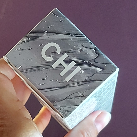 Chi semi-permanent hair color - Picture 3 of 3